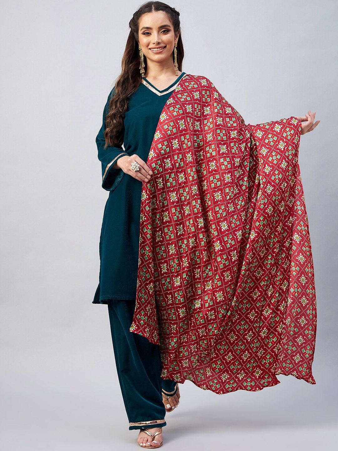 

InWeave Women Teal Solid Velvet Straight Kurta with Trousers & With Dupatta