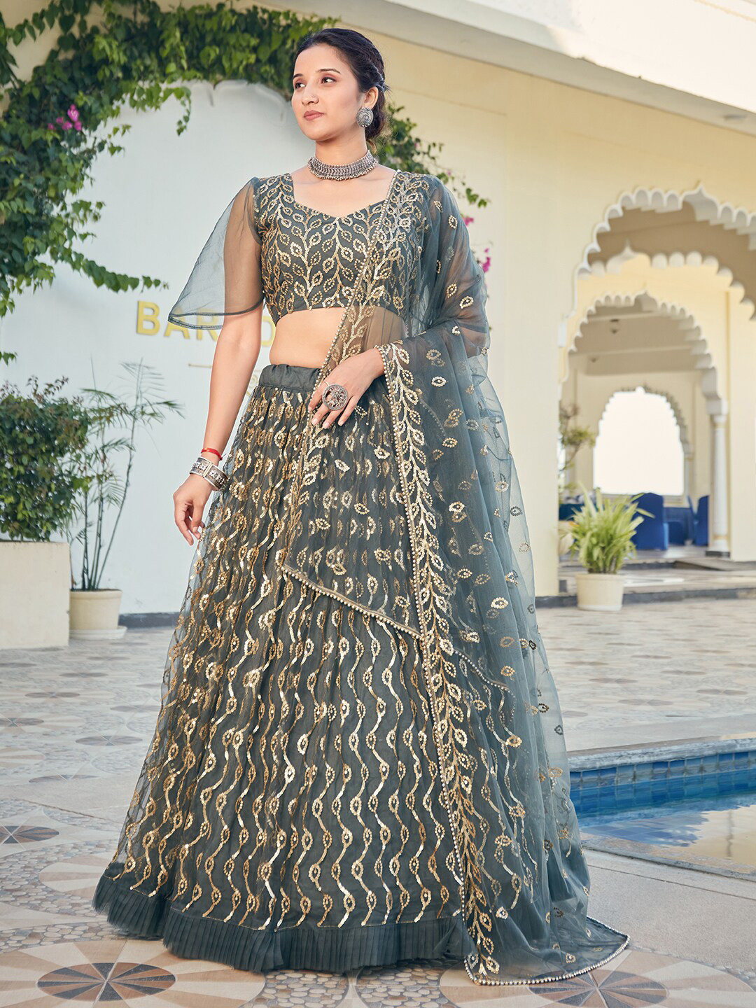 

SHOPGARB Grey & Gold-Toned Embellished Sequinned Semi-Stitched Lehenga & Unstitched Blouse With Dupatta