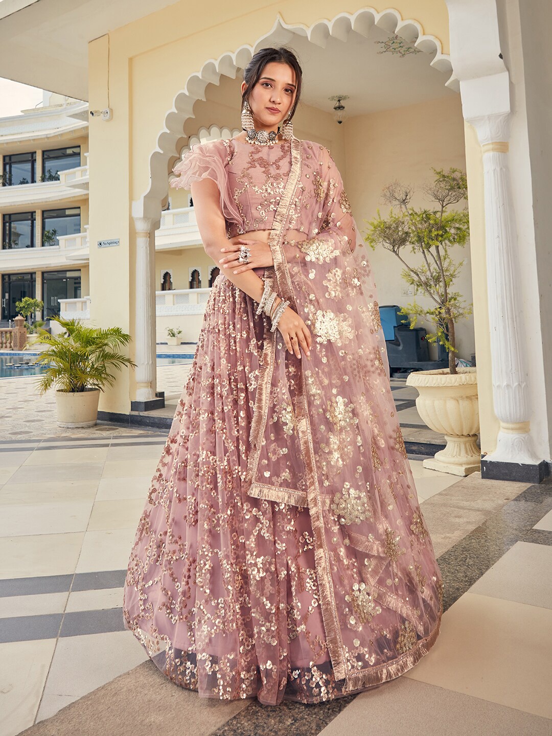 

SHOPGARB Peach-Coloured & Gold-Toned Embellished Sequinned Semi-Stitched Lehenga & Unstitched Blouse With