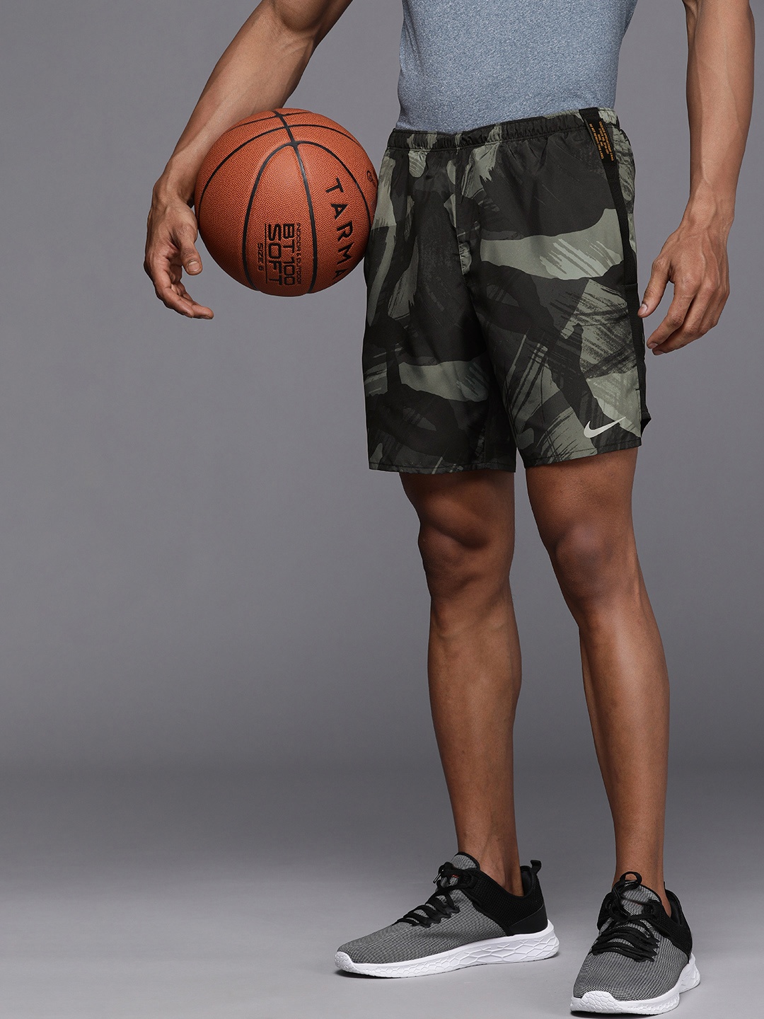 

Nike Men Black & Grey Printed 7" Brief-Lined Dri-FIT Running Shorts