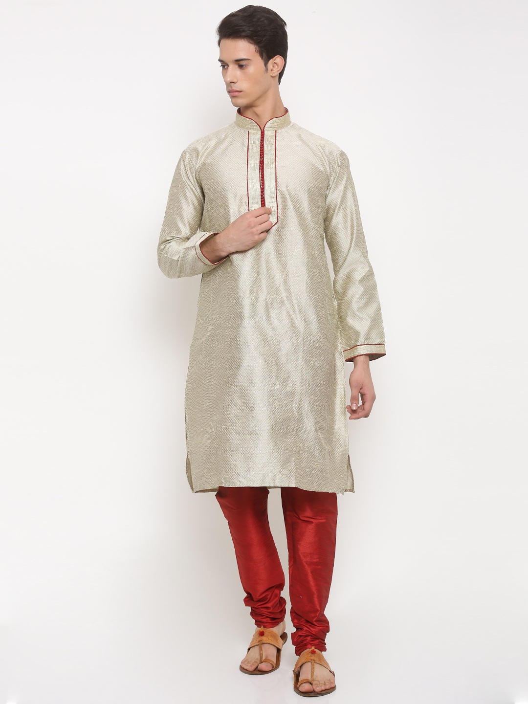 

RG DESIGNERS Men Cream & Maroon Self Design Kurta with Pyjamas