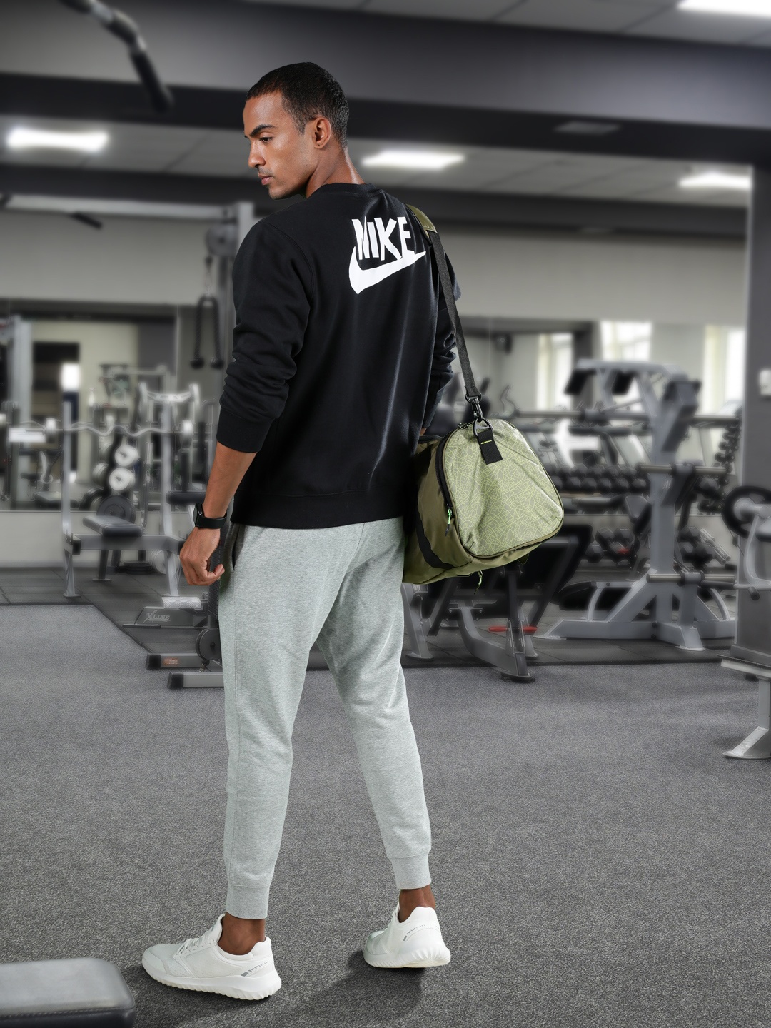 

Nike Men Black Back Brand Logo Printed HBR-C BB CREW T-shirt