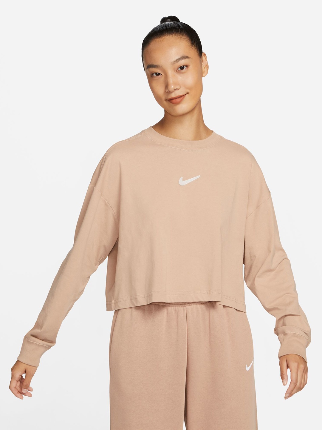 

Nike Women Sportswear Swoosh Pure Cotton Crop Top, Brown