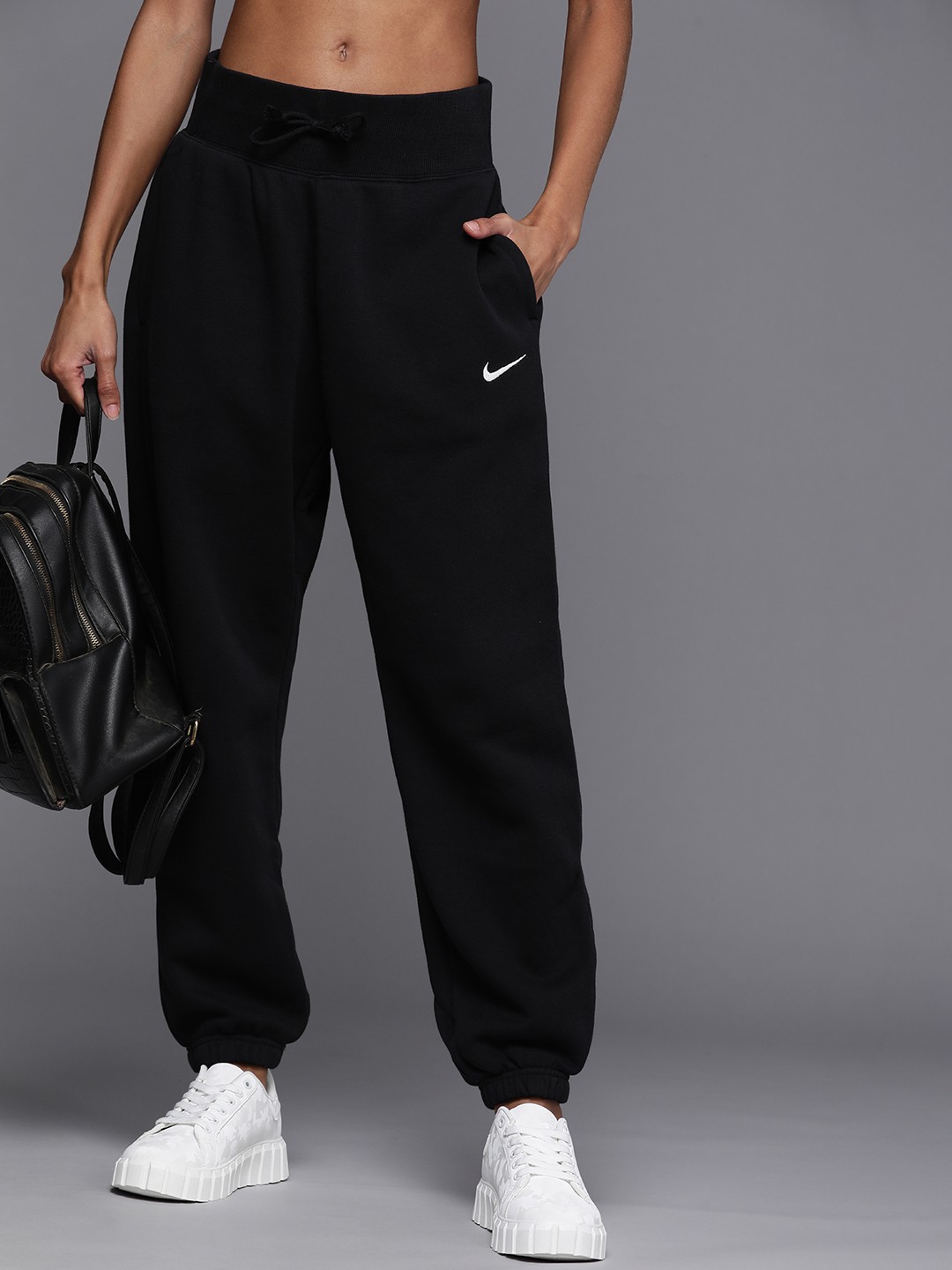 

Nike Women Black High-Waisted Oversized Joggers