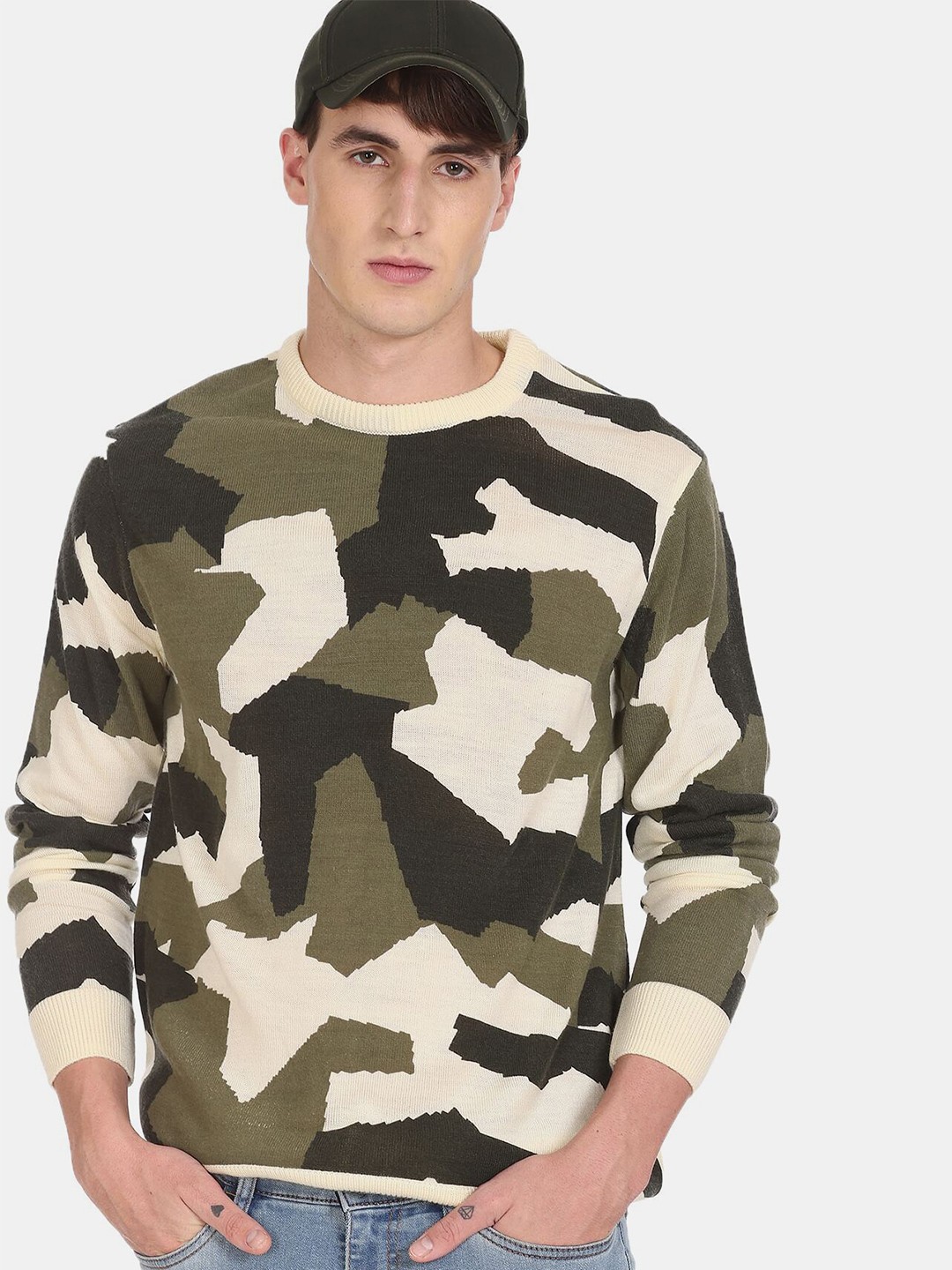 

Ruggers Men Green & Black Printed Camouflage Pullover
