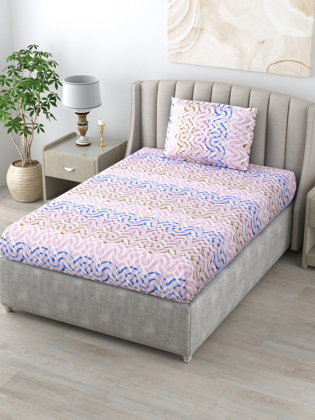 

BOMBAY DYEING Purple & Blue Floral 120 TC Single Bedsheet with 1 Pillow Cover