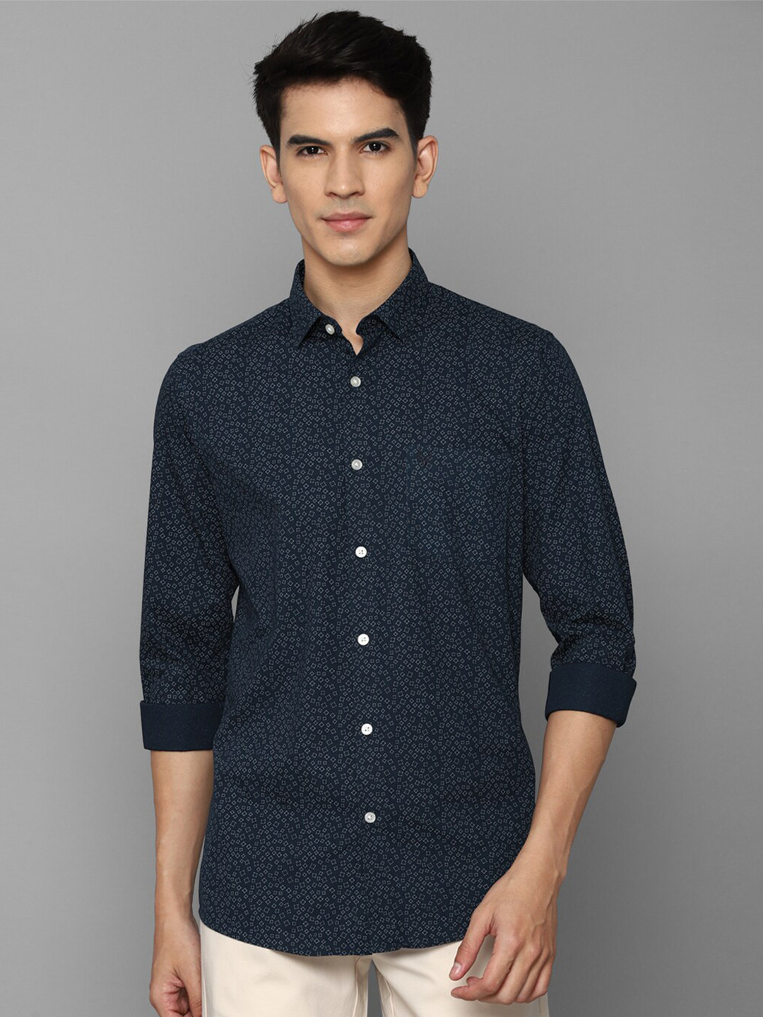 

Allen Solly Men Navy Blue Slim Fit Printed Casual Shirt