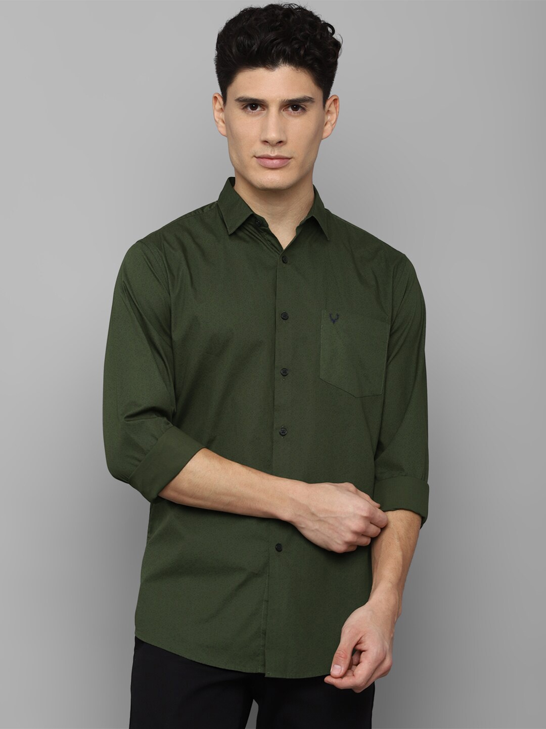 

Allen Solly Men Green Slim Fit Casual Shirt