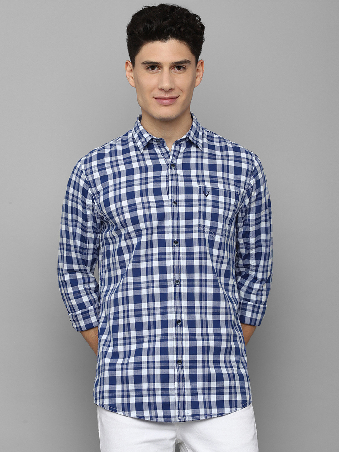 

Allen Solly Sport Men Navy Blue Checked Pure Cotton Casual Shirt