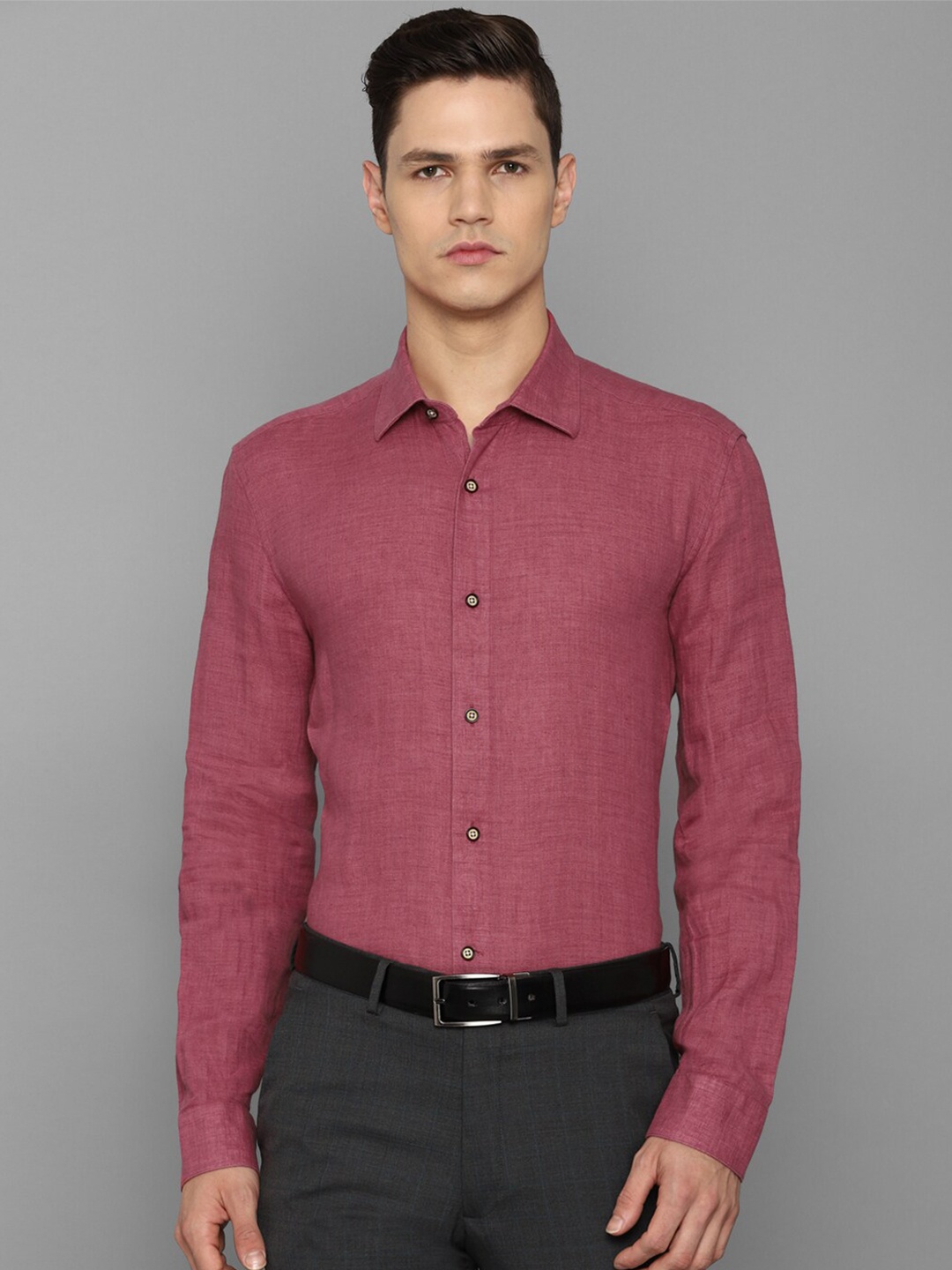 

Luxure by Louis Philippe Men Pink Slim Fit Formal Shirt, Maroon