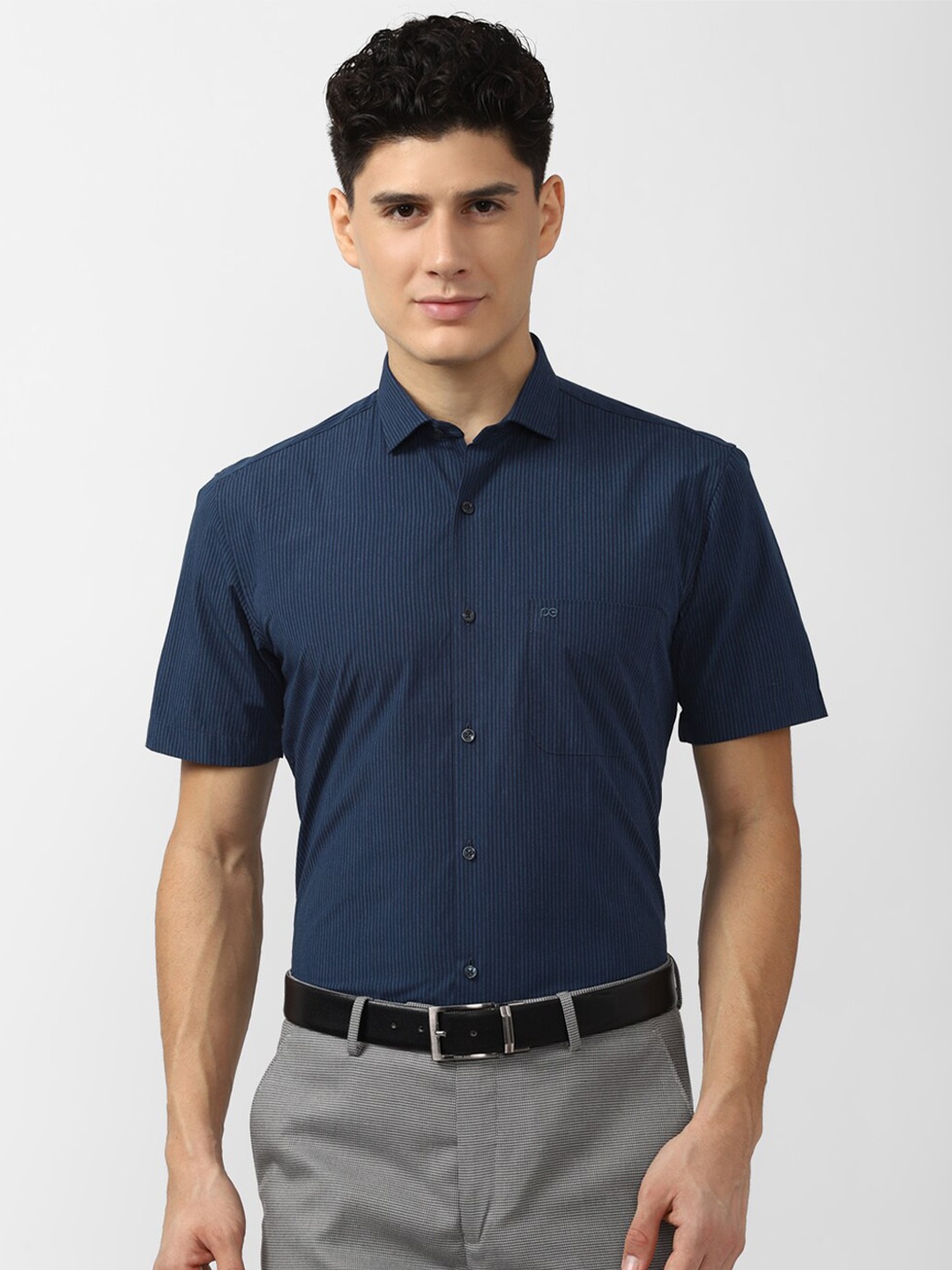

Peter England Men Navy Blue Slim Fit Striped Formal Shirt