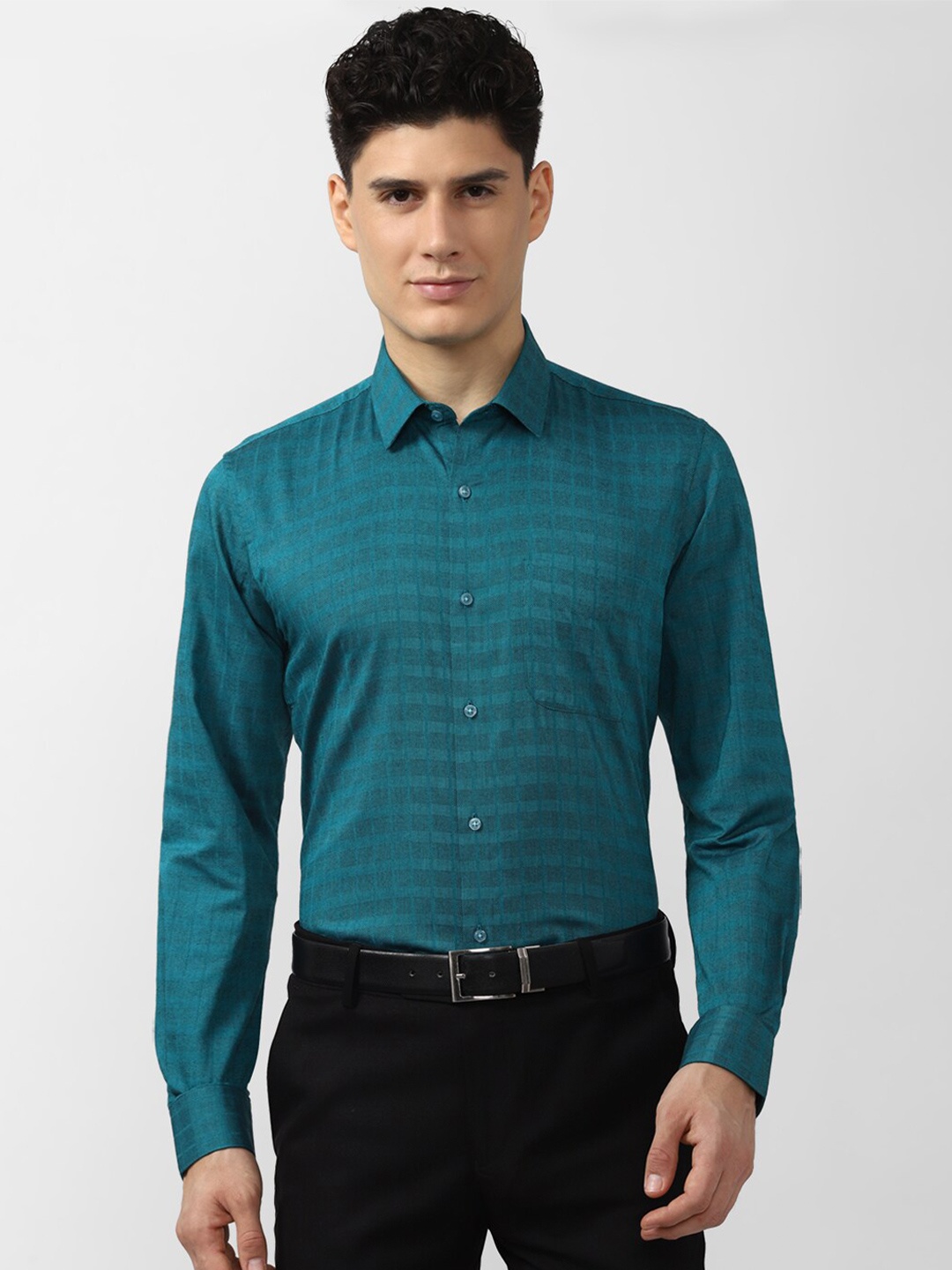 

Peter England Men Blue Slim Fit Formal Shirt