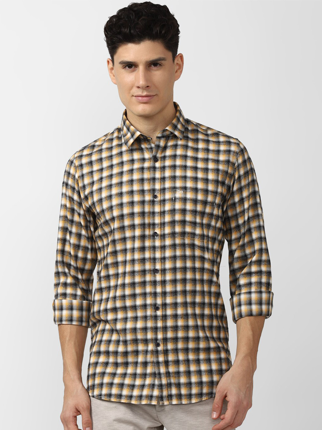 

Peter England Casuals Men Yellow Slim Fit Checked Casual Shirt