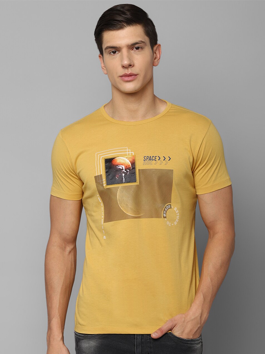 

Louis Philippe Jeans Men Mustard Yellow Typography Printed Slim Fit T-shirt