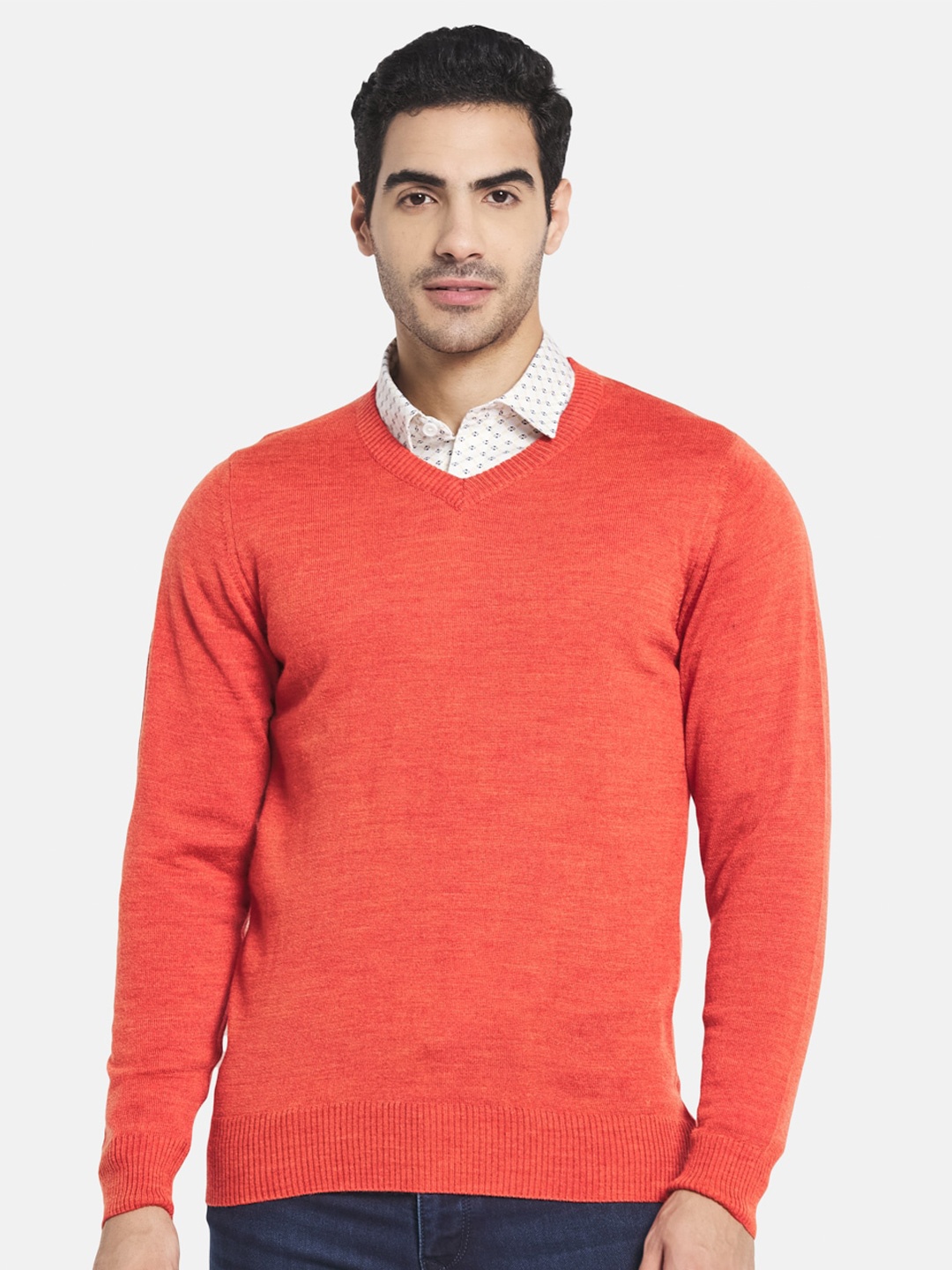 

Monte Carlo Men Orange Solid V Neck Long Sleeves Pullover Sweater