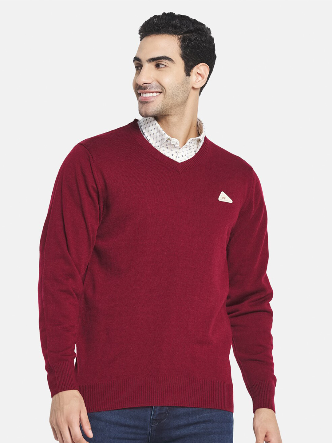 

Monte Carlo Men Maroon Solid V-Neck Pullover