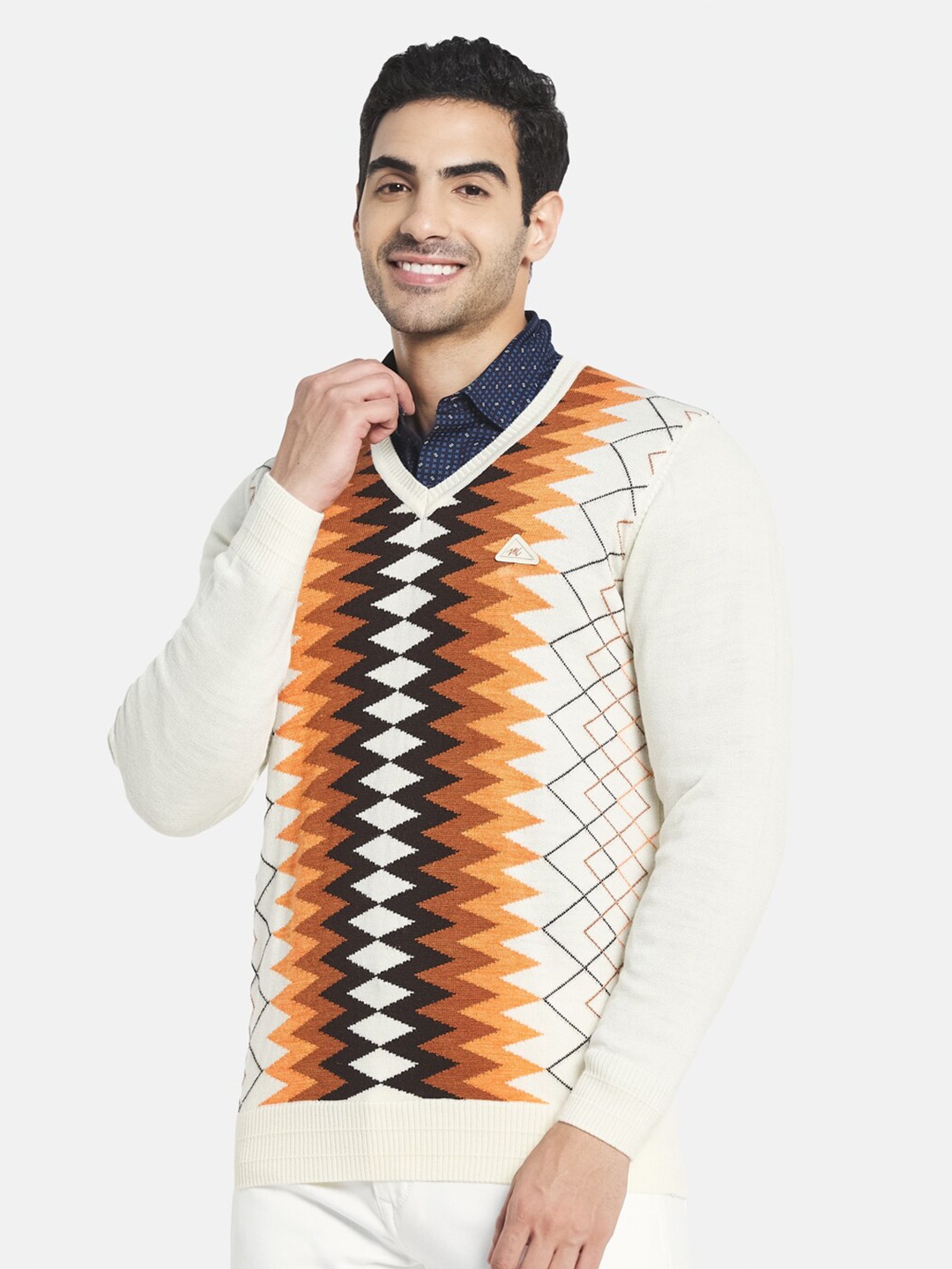 

Monte Carlo Men Off White & Brown Chevron Printed Pullover