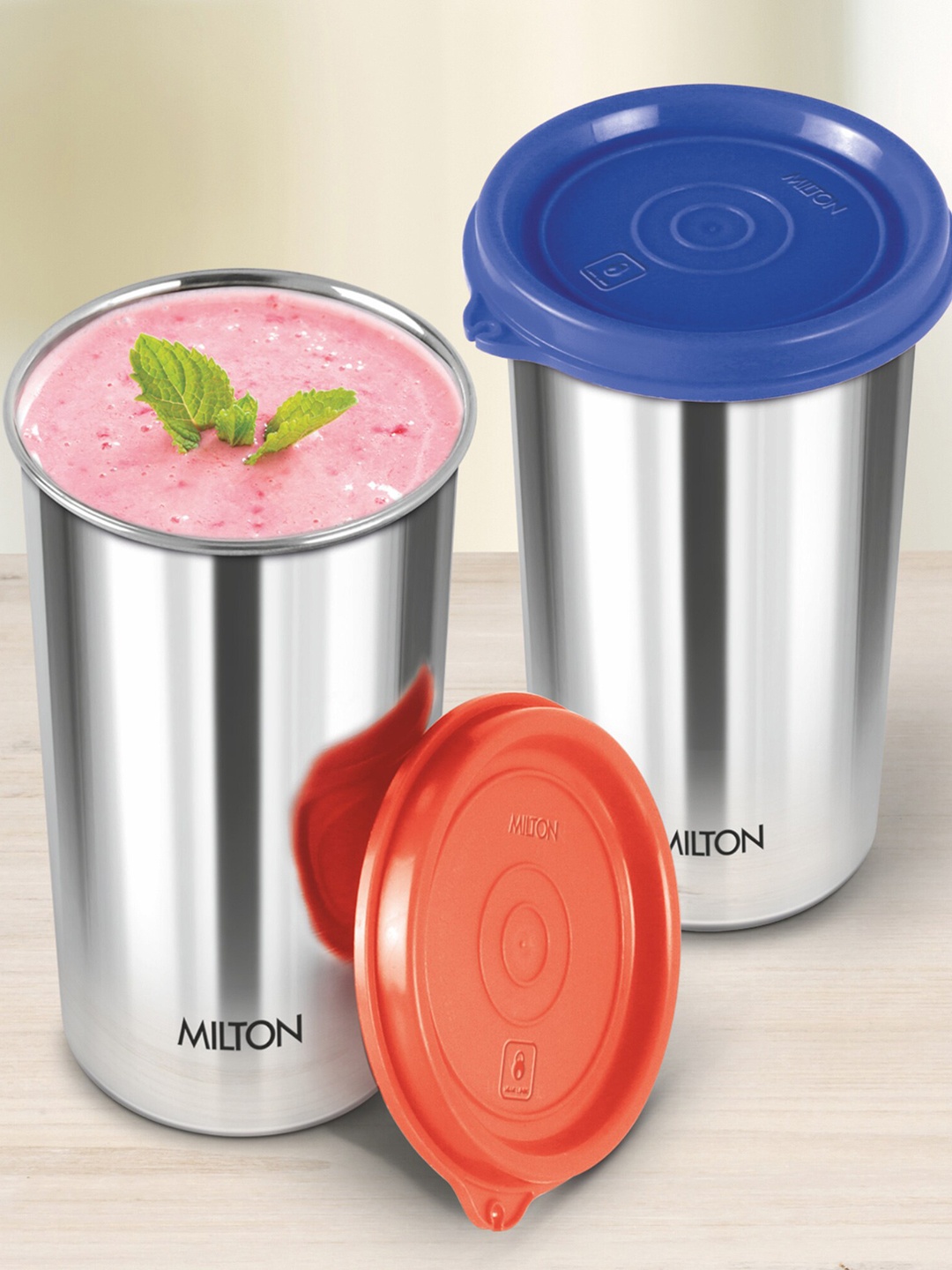 

Milton Assorted Set Of 5 Stainless Steel Tumblers 550 with Lid 530 ml Each, Silver