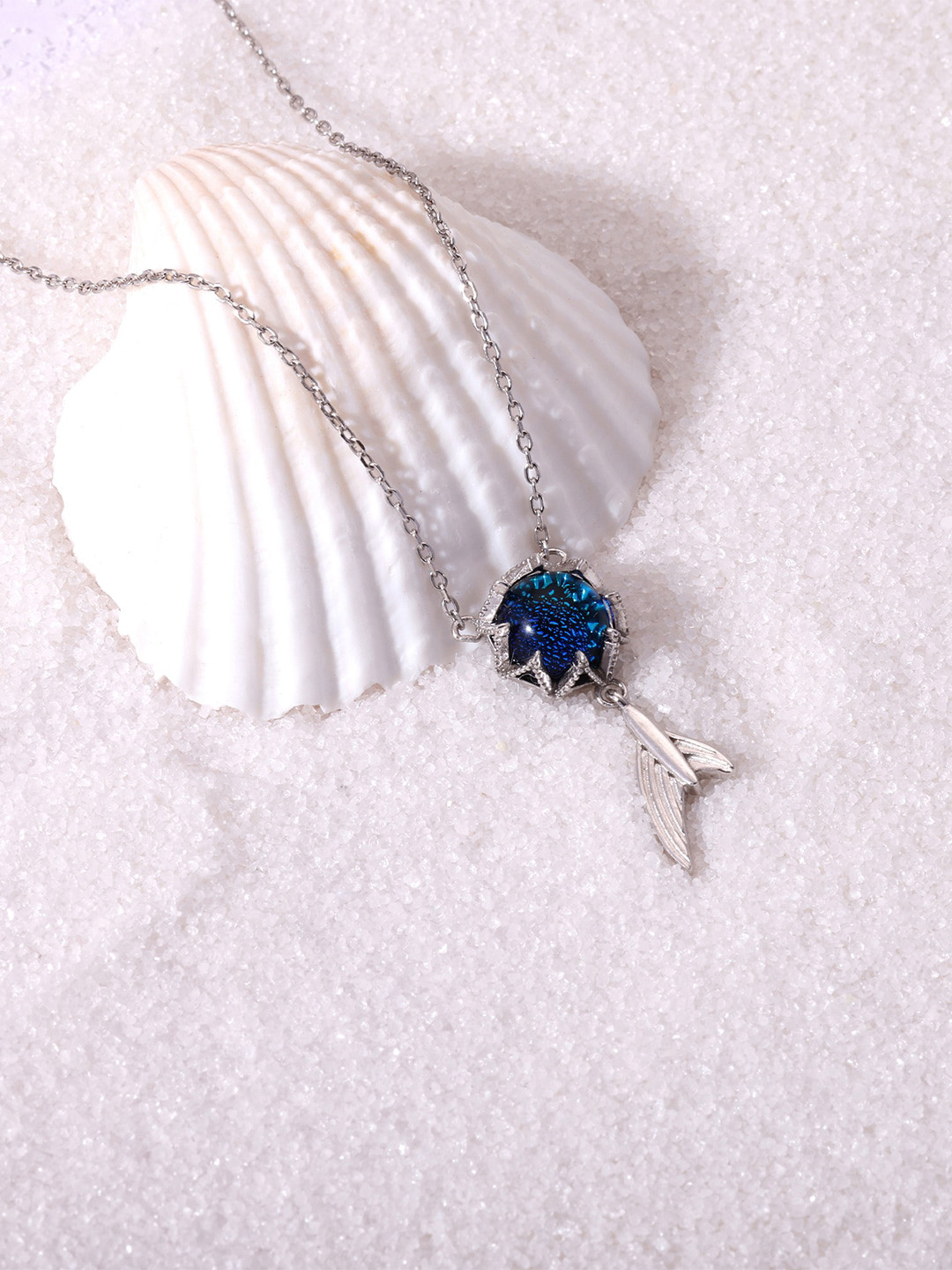 

GIVA 925 Sterling Silver Women Rhodium-Plated Stone-Studded Pendant With Chain