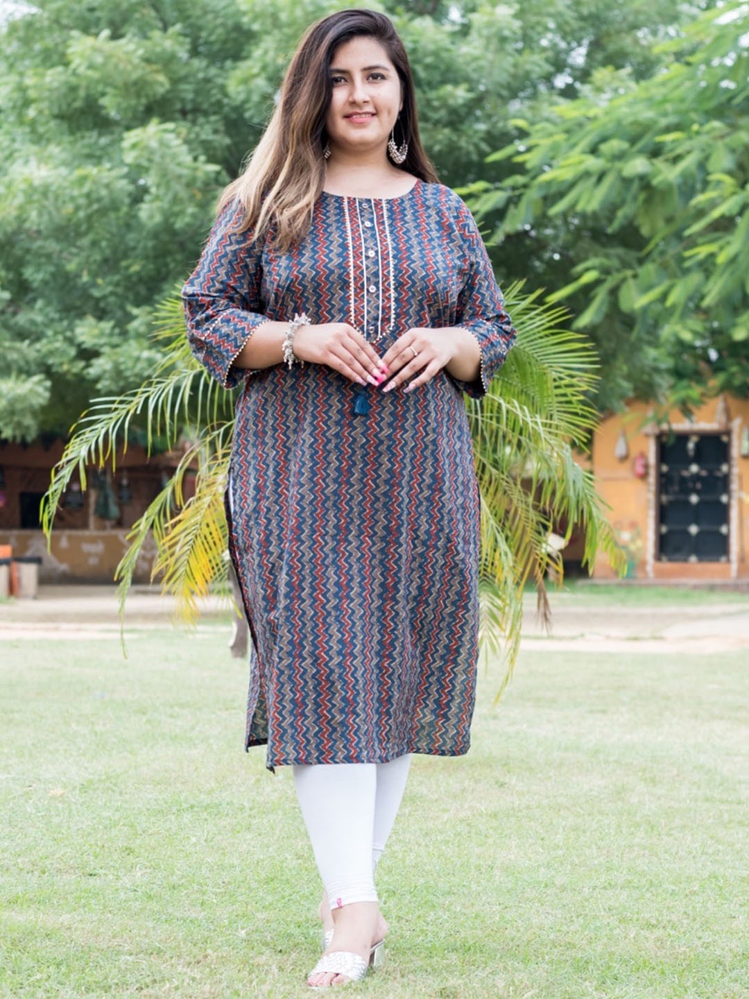 

Swasti Women Blue Floral Printed Floral Kurta