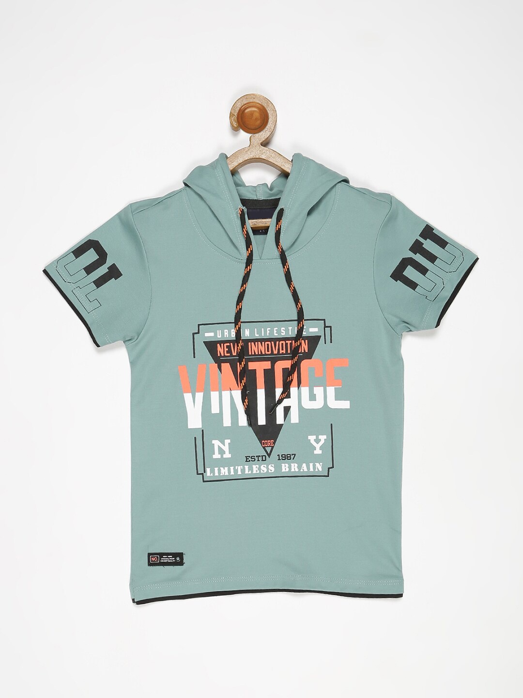 

V2 Value & Variety Boys Green Printed T-shirt