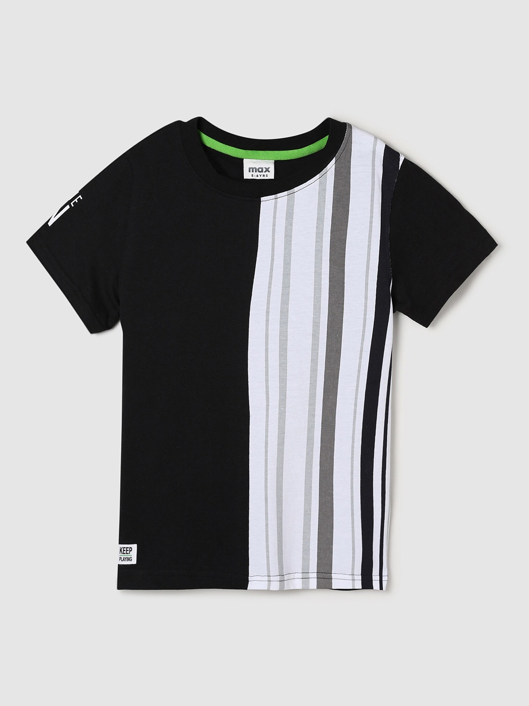 

max Boys Black & White Colourblocked Pure Cotton T-shirt