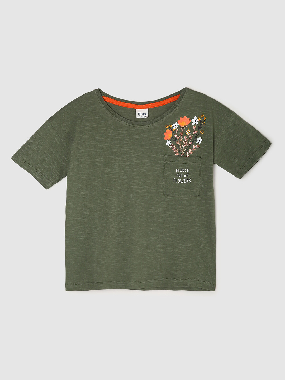 

max Girls Green Typography Printed Pure Cotton T-shirt