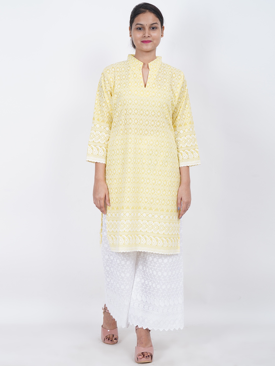 

Trendzmy Women Yellow & White Geometric Thread Work Kurta