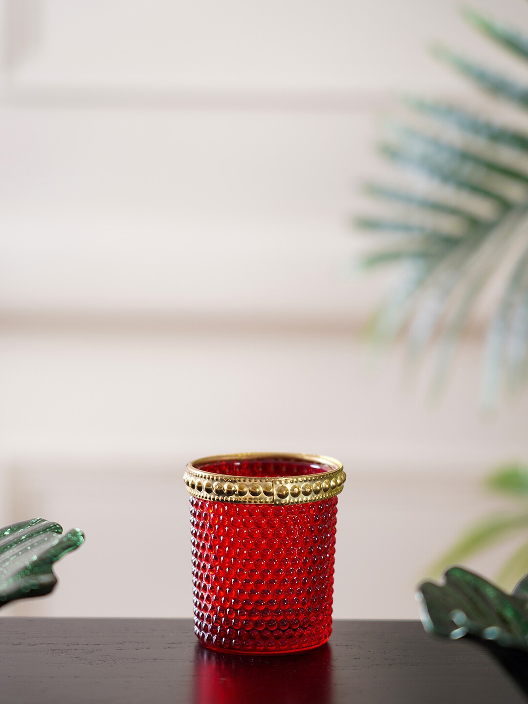 

Pure Home and Living Red & Gold-Toned Textured Dotted Votive Candle Holders