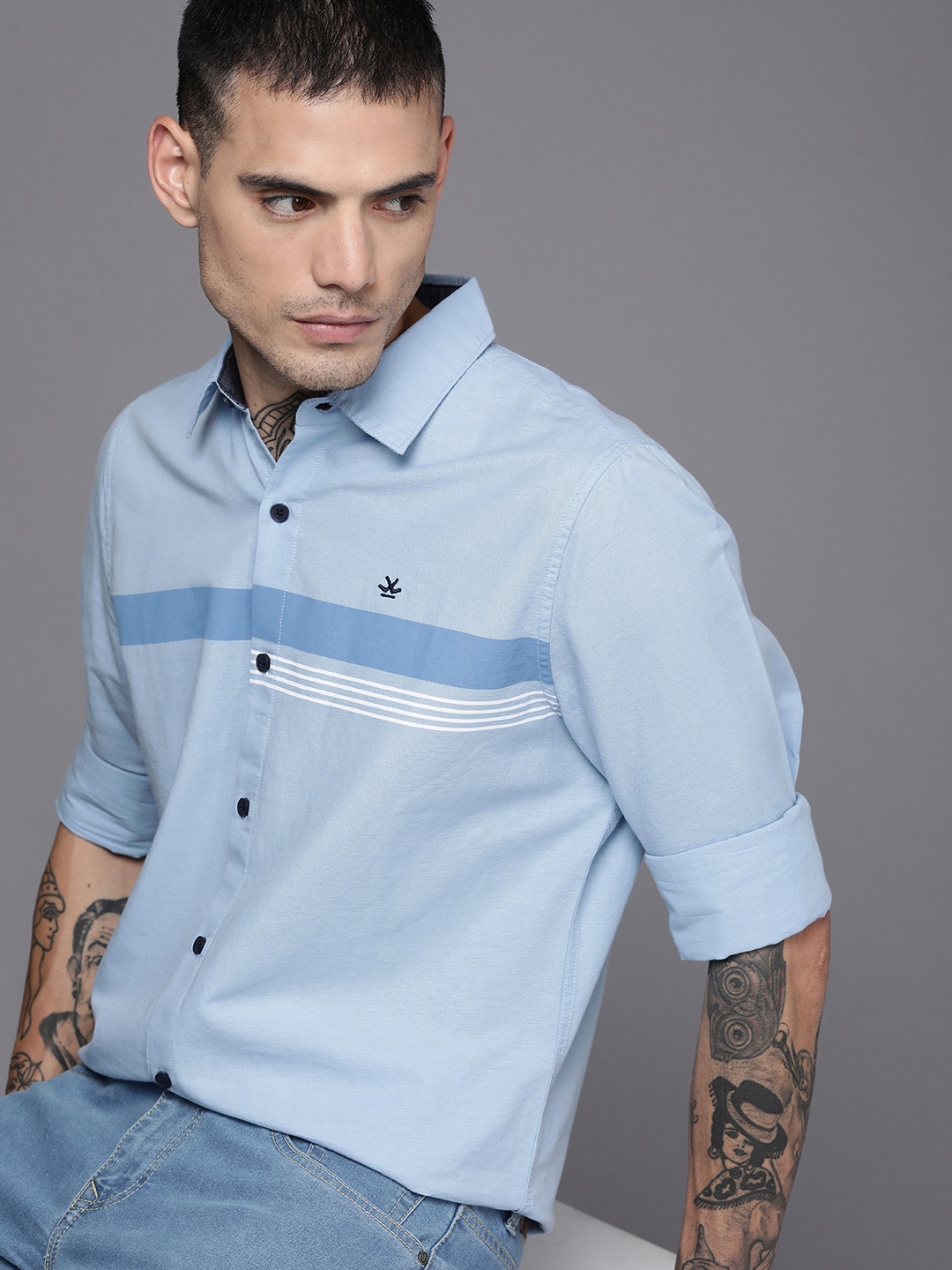 

WROGN Men Blue Slim Fit Striped Pure Cotton Casual Shirt