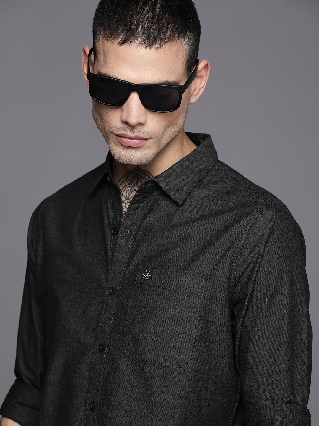 

WROGN Men Black Solid Pure Cotton Slim Fit Casual Shirt