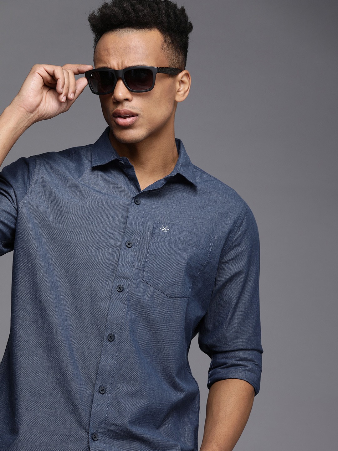 

WROGN Men Navy Blue Solid Slim Fit Pure Cotton Casual Shirt