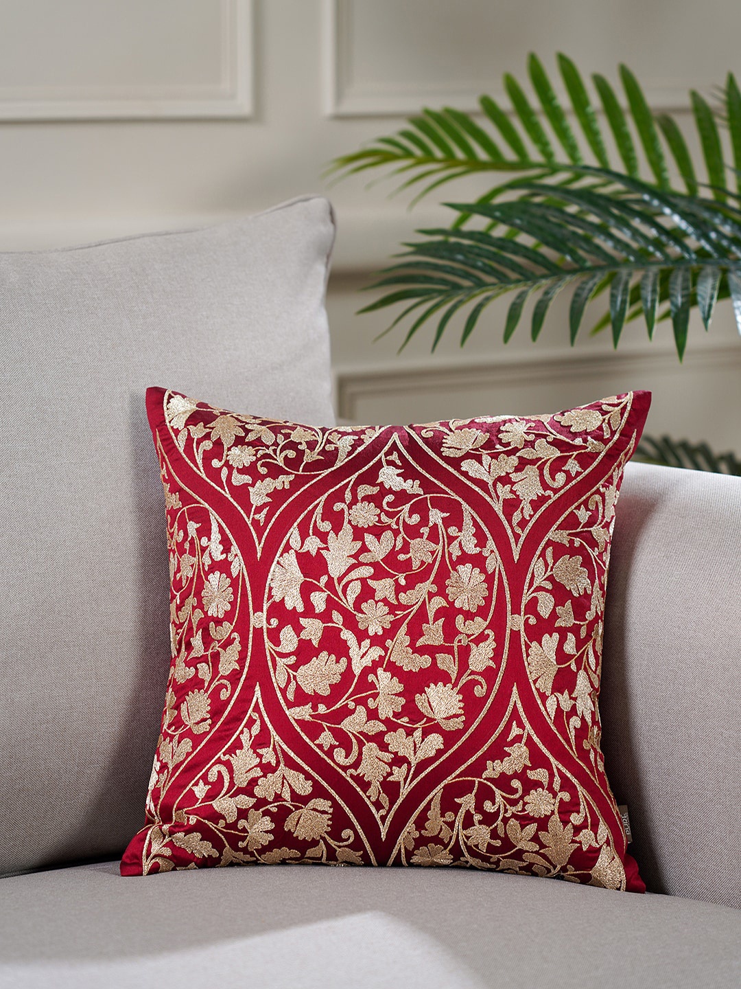 

Pure Home and Living Floral Square Cushion Covers, Red