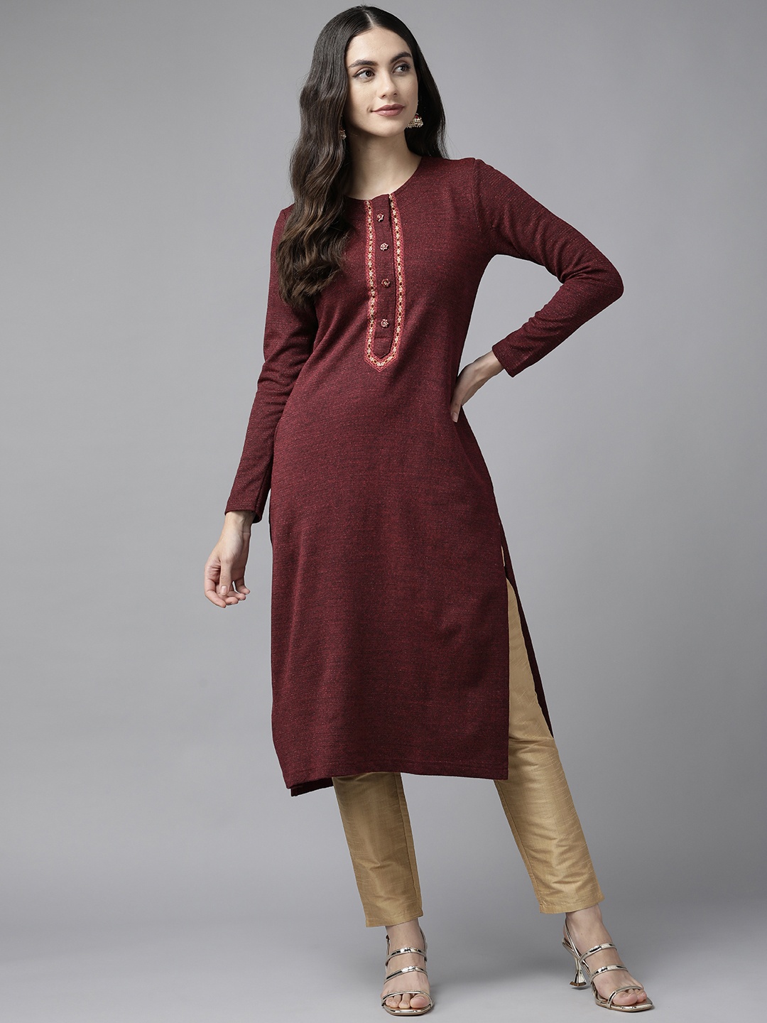 

Cayman Women Solid Knitted Woolen Kurta, Maroon