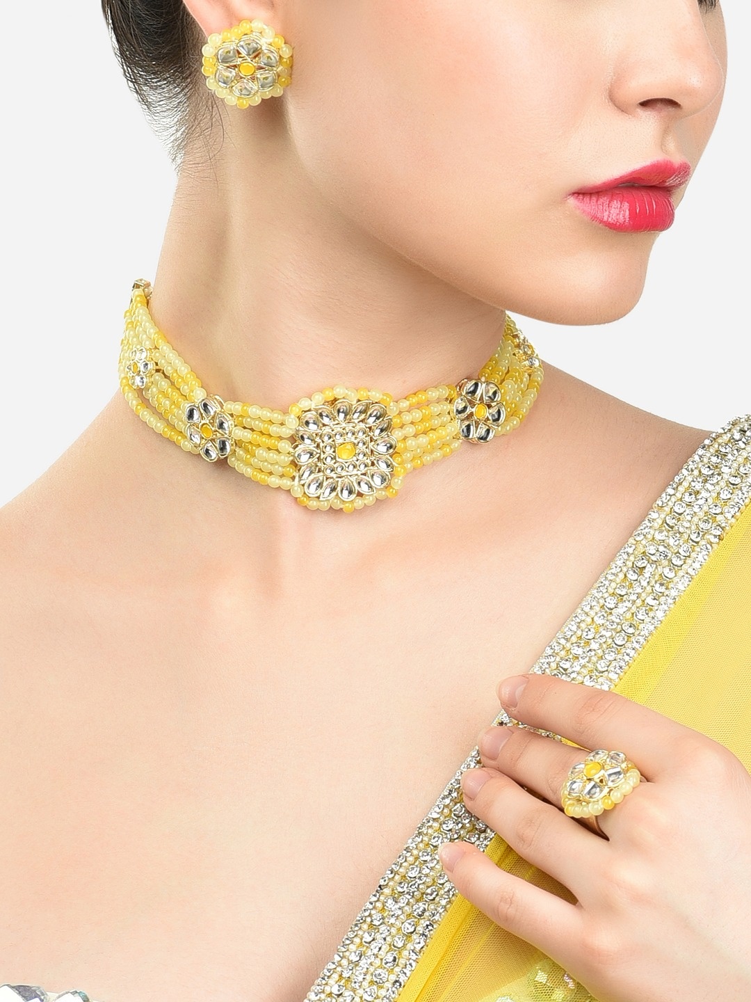 

Zaveri Pearls Gold-Plated & Toned Yellow Kundan Studded Jewellery Set