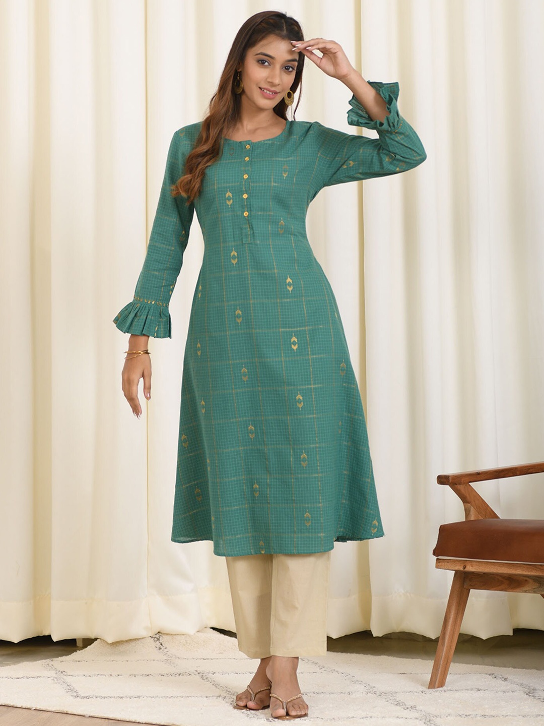 

Aaheli Women Pure Cotton Kurta with Pyjamas, Teal