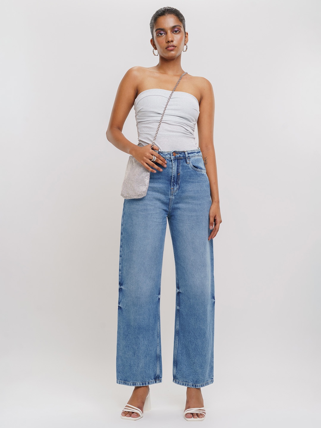 

FREAKINS Women Blue Straight Fit High-Rise Light Fade Cotton Jeans