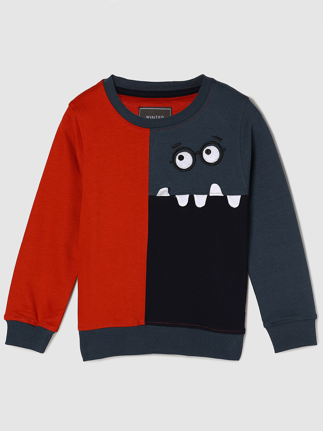 

max Boys Red Colourblocked Applique Sweatshirt