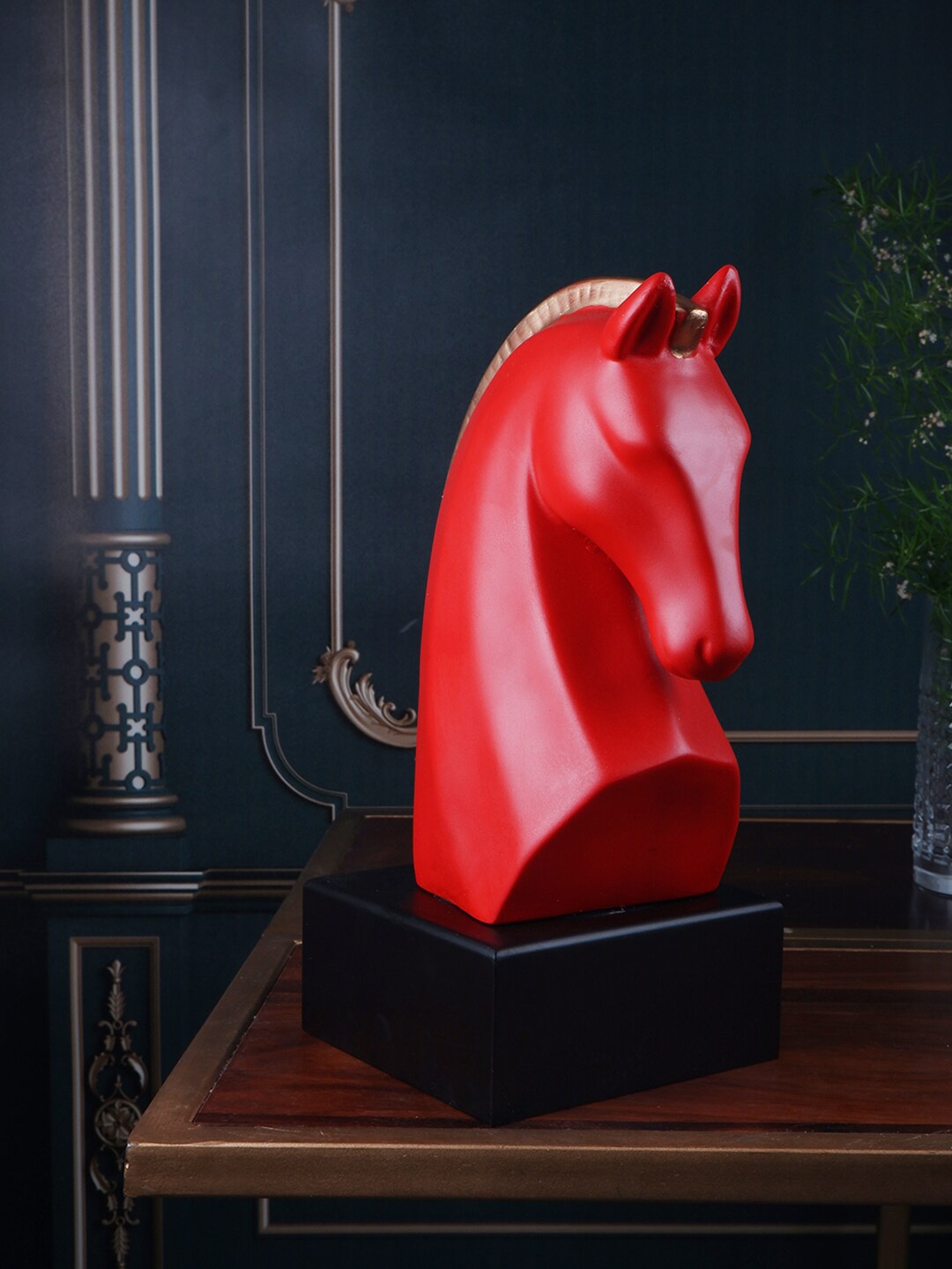 

THE WHITE INK DECOR Red Knight Horse Showpiece