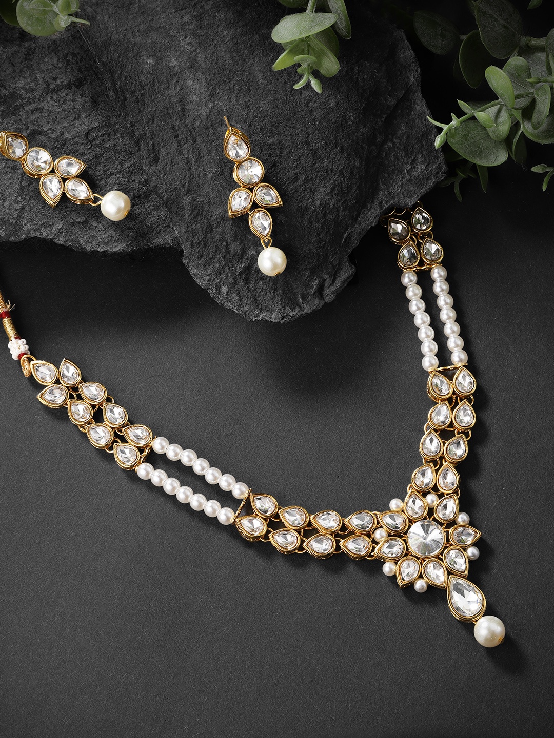 

Peora Gold-Plated White Crystal Necklace With Earring Set