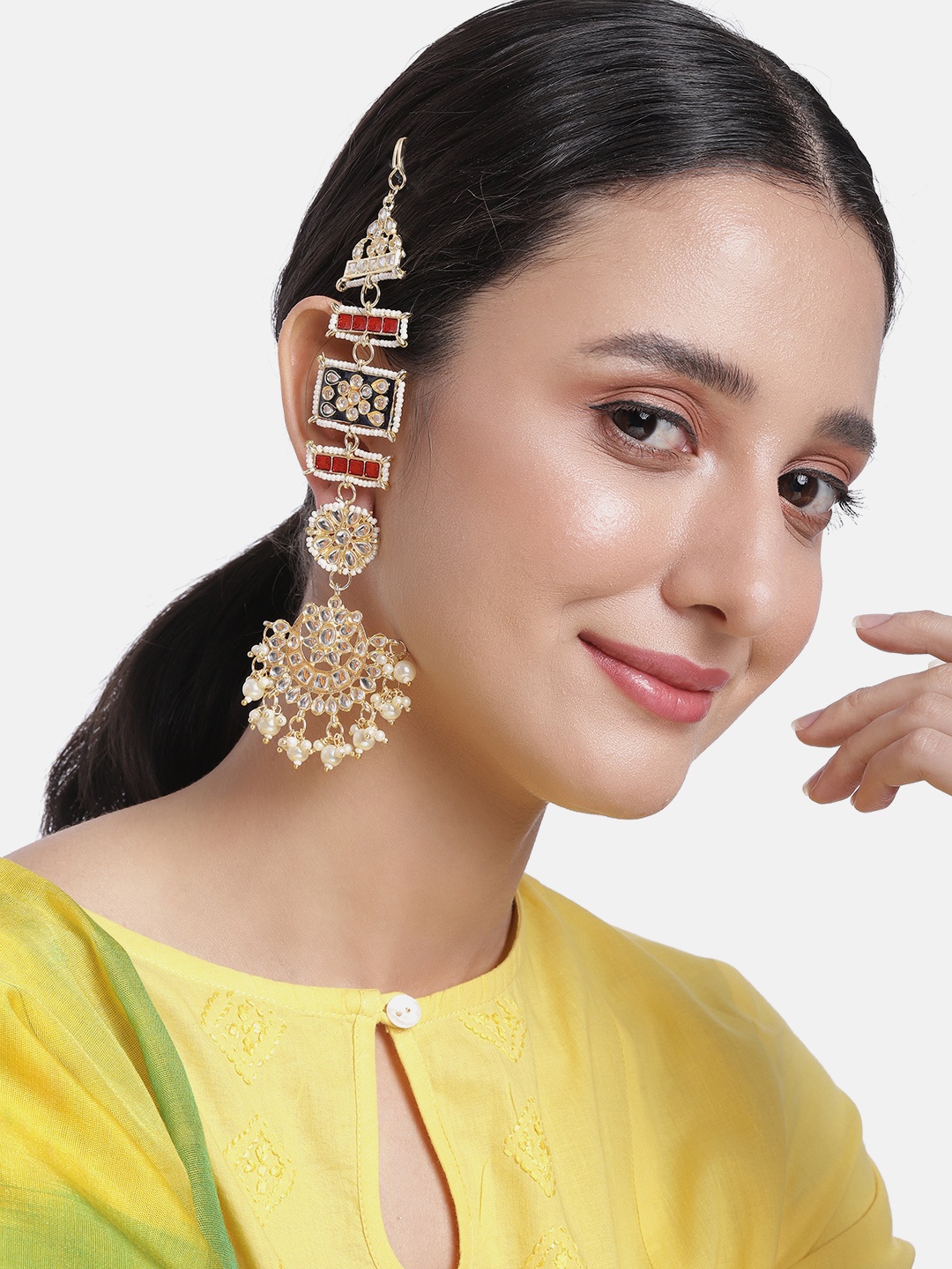 

Peora Gold-Plated Crescent Shaped Chandbalis Earrings