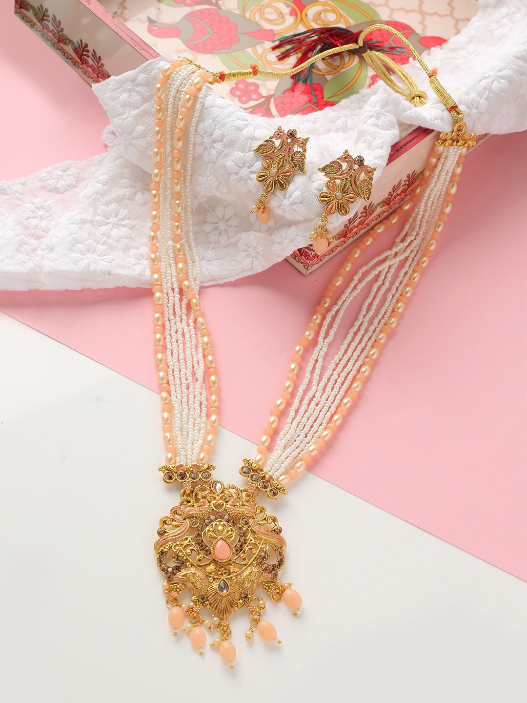 

MAD CLUB Gold-Plated Pink Kundan-Studded Jewellery Set