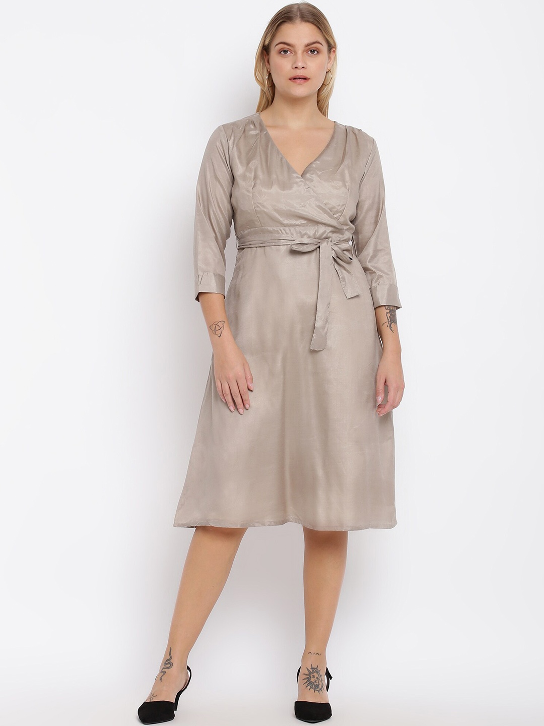 

abof Women Beige Solid V-Neck Wrap Dress