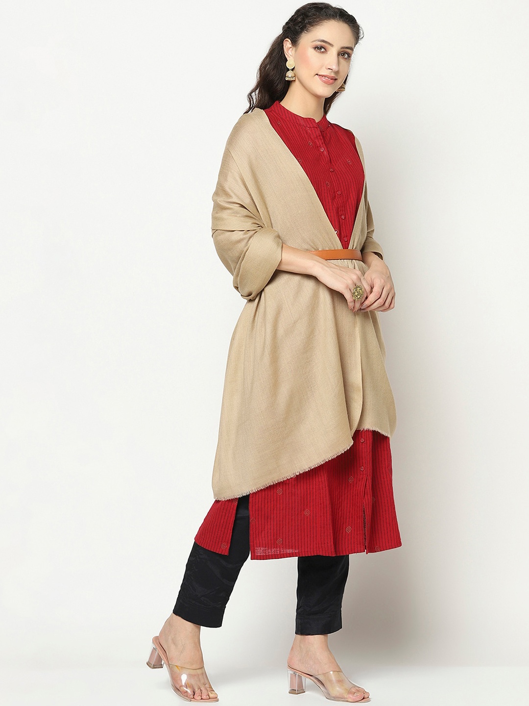 

La Vastraa Women Beige Solid Woven Pure Wool Shawl