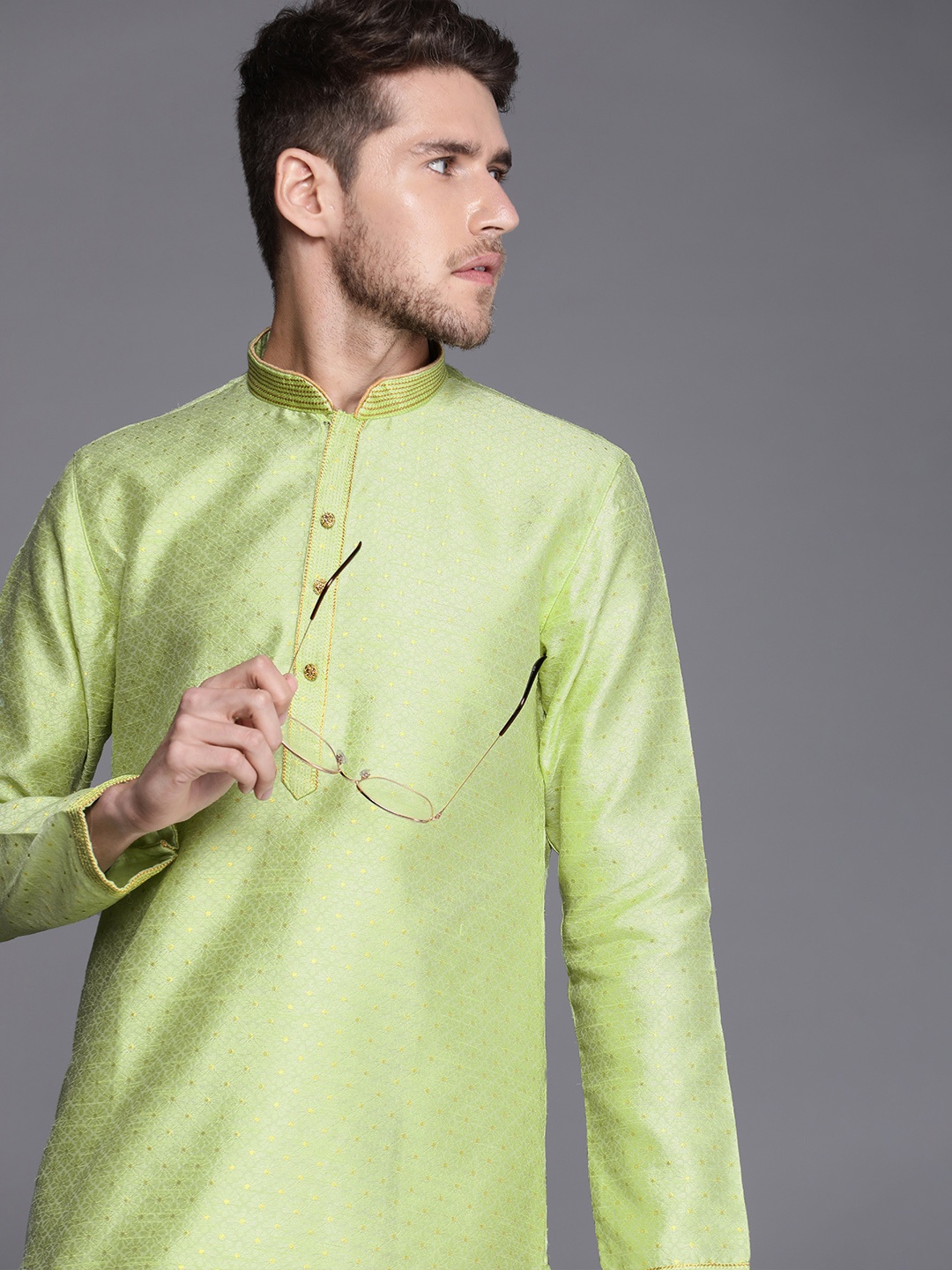

Manyavar Men Green Kurta with Pyjamas