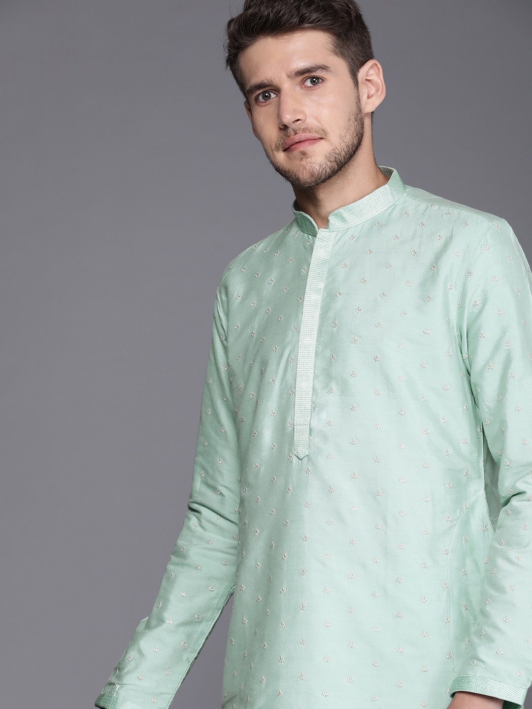 

Manyavar Men Blue Kurta with Pyjamas