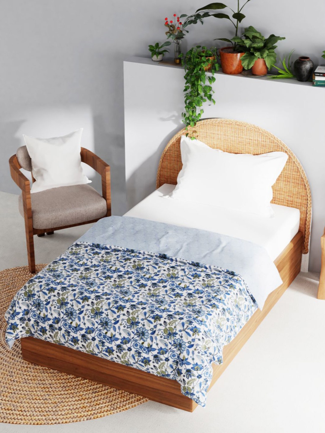 

BIANCA Blue & Off White Floral AC Room 150 GSM Cotton Single Bed Dohar