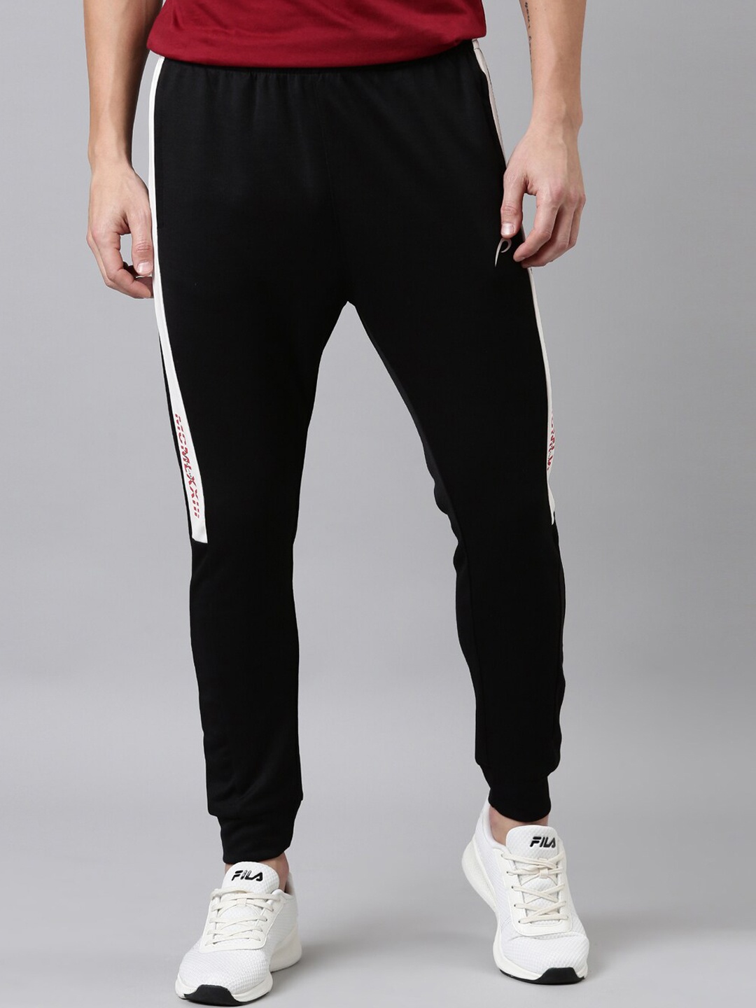 

Proline Active Men Black Solid Cotton Joggers