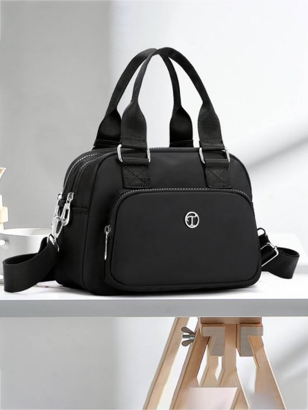 

Diva Dale Black Structured Shoulder Bag