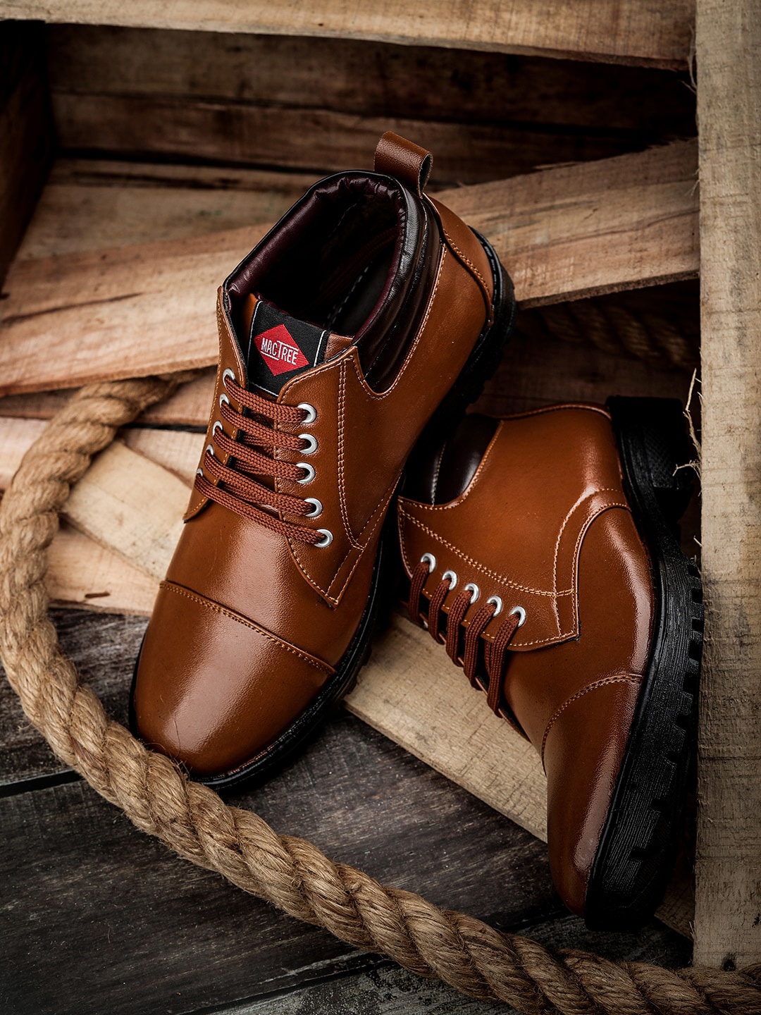 

Mactree Men MidTop Derbys, Tan